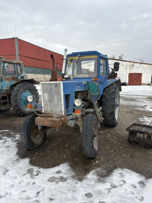 Продам трактора и комбайны