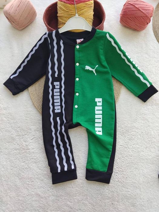 Salopeta bebe, superofertă la 2 bucăți