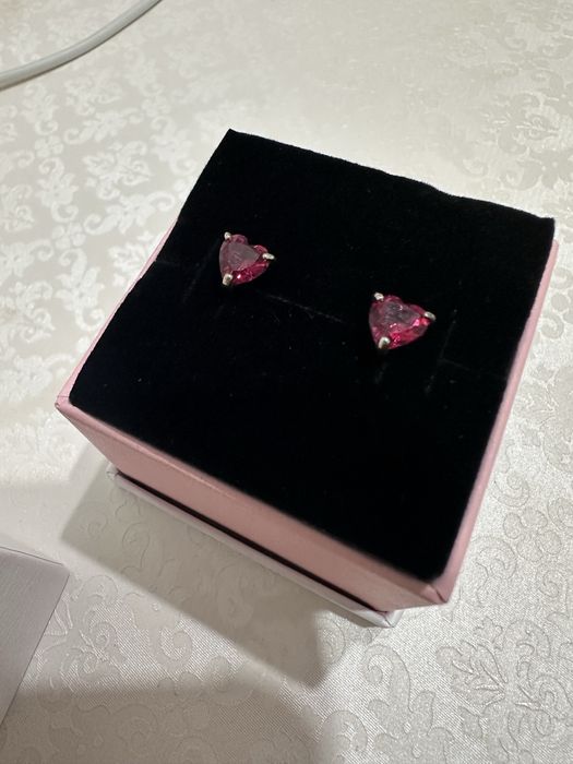 Продам серьги пандора