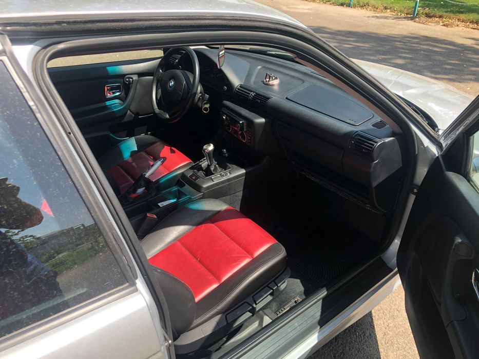 Vând Bmw Seria 3 e36 compact