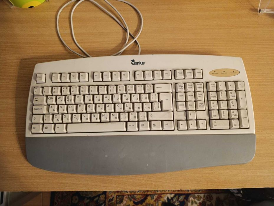 Клавиатура Genius