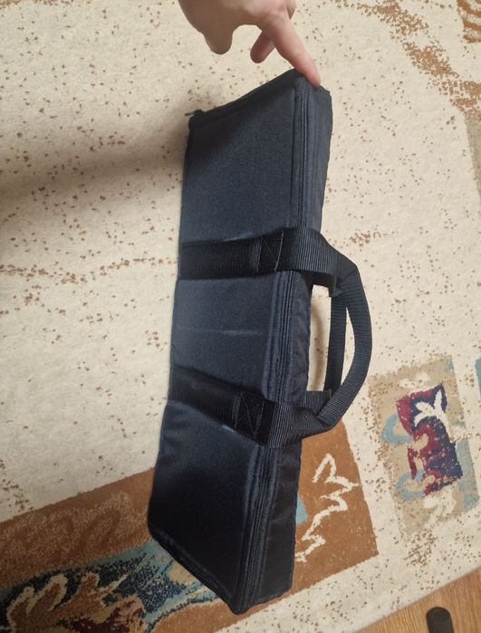 Husa Tascam TA-1VP!
Material textil impermeabil cu burete la mijloc!