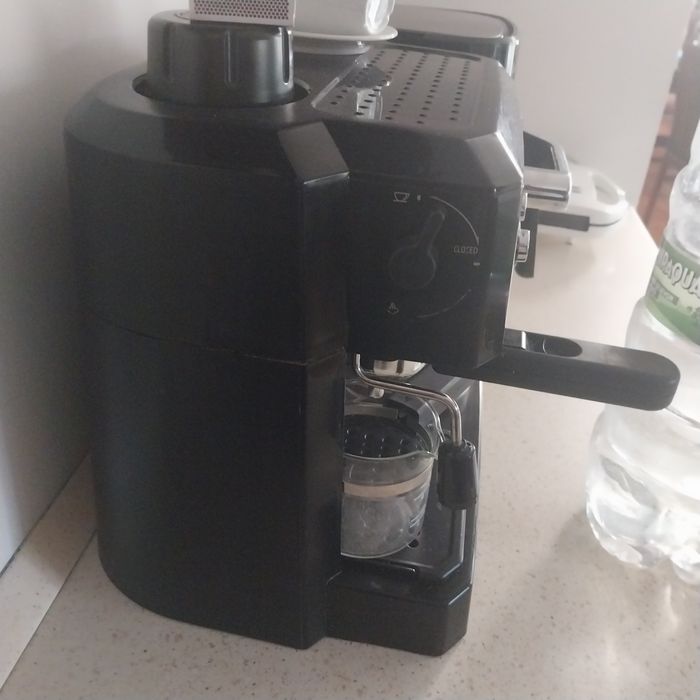 Expresor cafea DELonghi