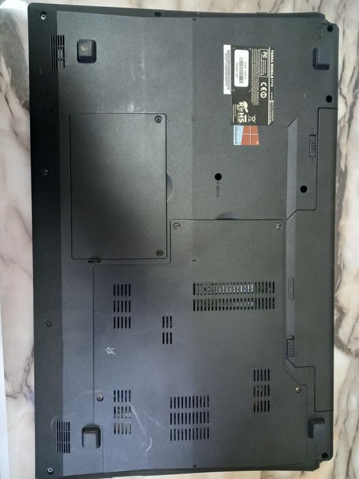 Лаптоп Terra Mobile 1712 17.3 Intel® Celeron® 1037U 8gb DDR3 SSD