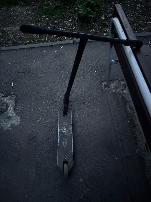 Трюковой самокат