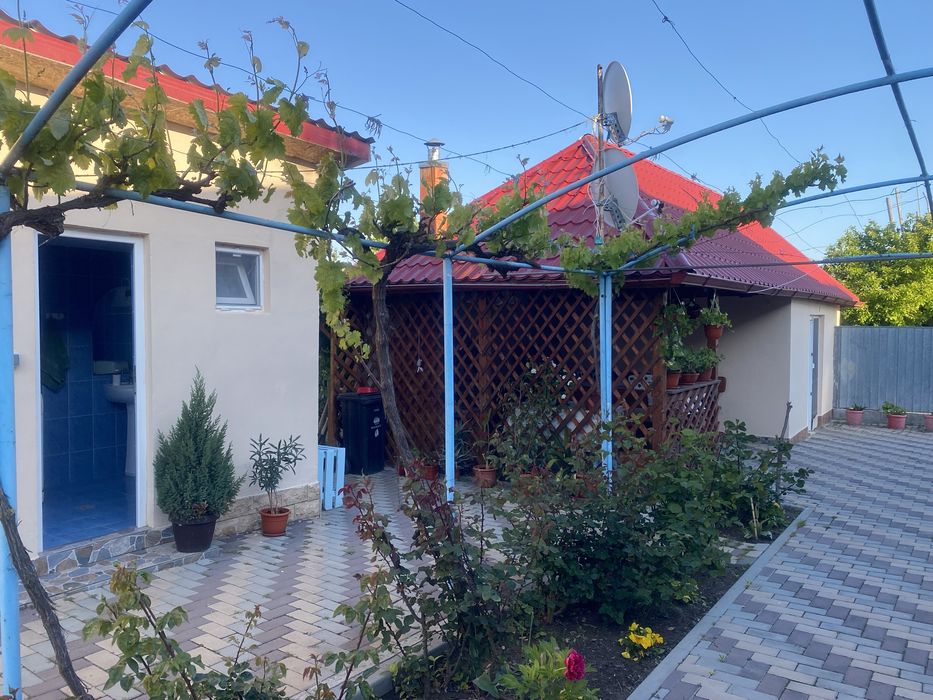 Casa de vazare in comuna JURILOVCA / schimb cu apartament in Constanta