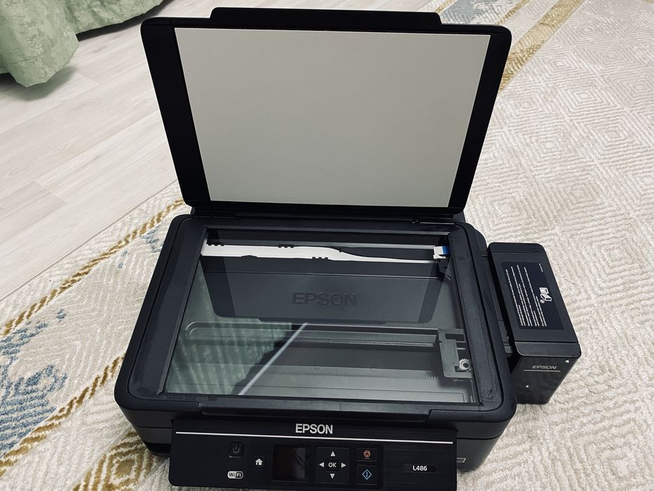 Продам МФУ Epson L486