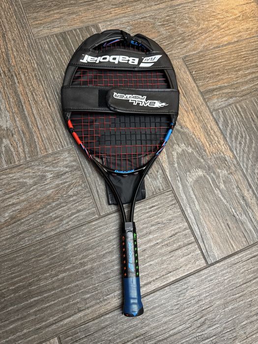 Ракетка для тенниса