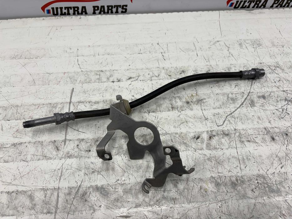 Заден Десен Спирачен Маркуч За БМВ Г05 Г06 Г07 6883447 BMW G05 G06 G07