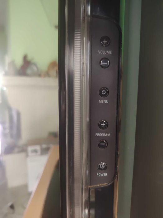 телевизор филипс 32"