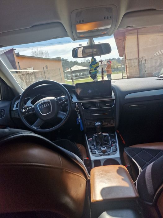 AUDI A4 B8 2010, 2.0TDI 136CP. Piele. Navi Mare. 2 seturi jante.