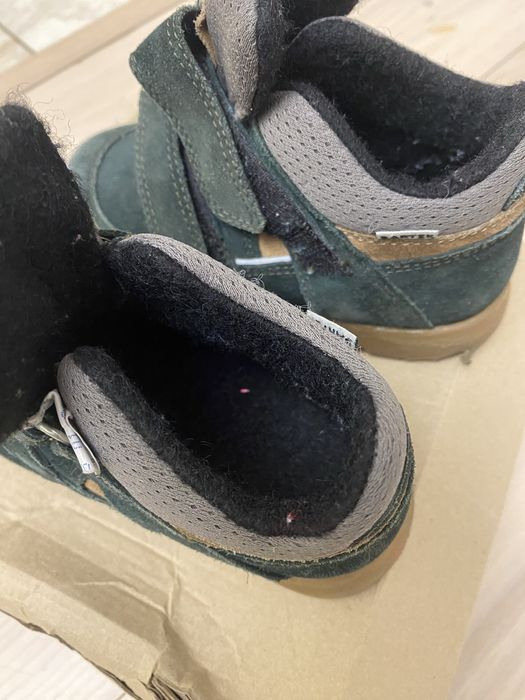 Ботинка на весну и осень