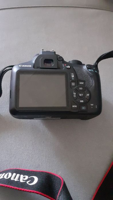 Фотоаппарат Canon EOS 1300D