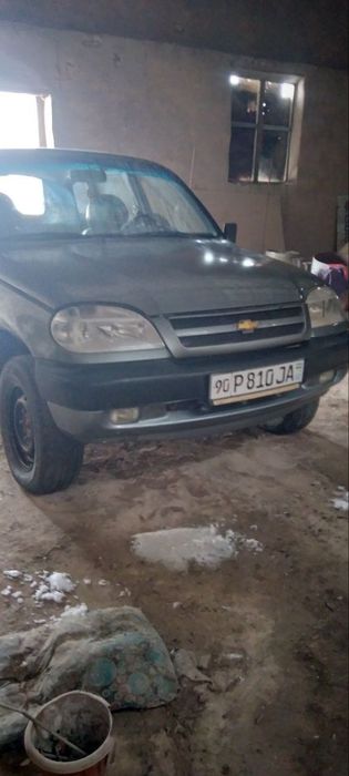 Niva sotiladi daxshat