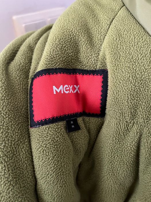 Яке на марката. MEXX