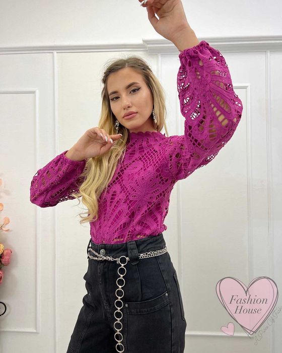 Блуза с дантела, размер М\Л