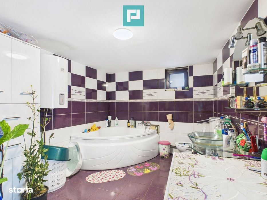 Casă individuală în Lipova