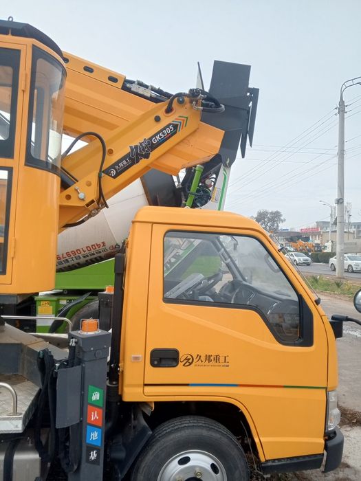 JMS Avtovishka, автовышка, avtovishkaka

Yuk ko‘tarish quvvati: 200 kg