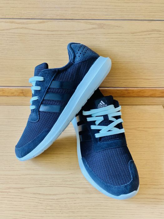 Adidas  ,номер 40,2/3