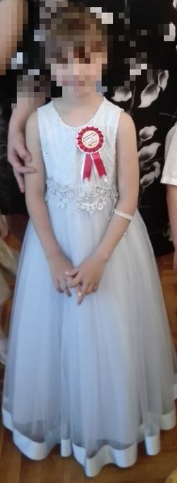 Продам платье на девочку, выпускное