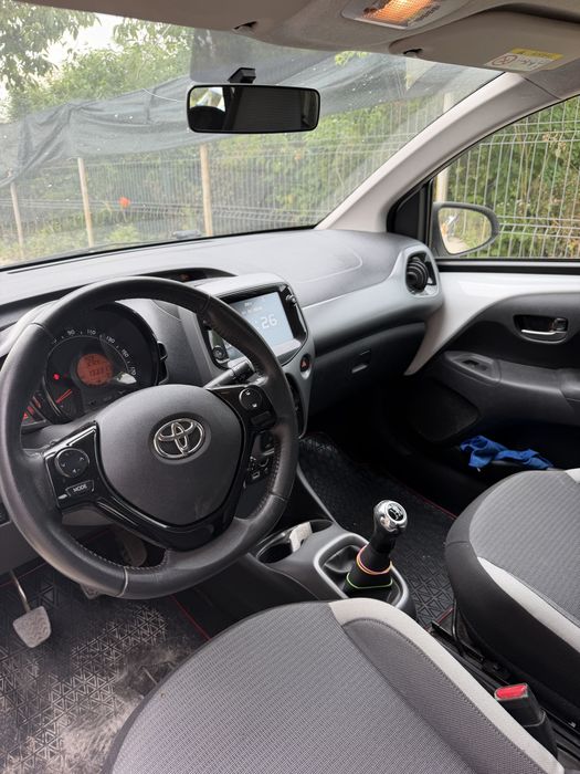 Toyota Aygo 2021 1.0 Benzina 130.000 KM usor avariat /avariate / lovit / lovite