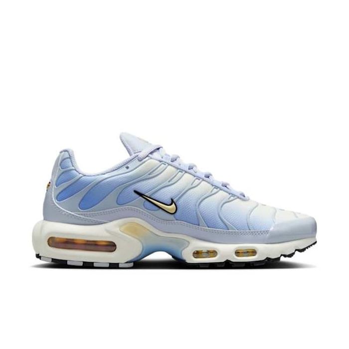Nike Air Max Plus
"Daybreak"