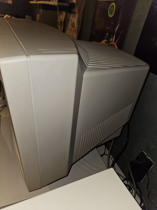 Sony Trinitron Multiscan 400ps професионален CRT монитор