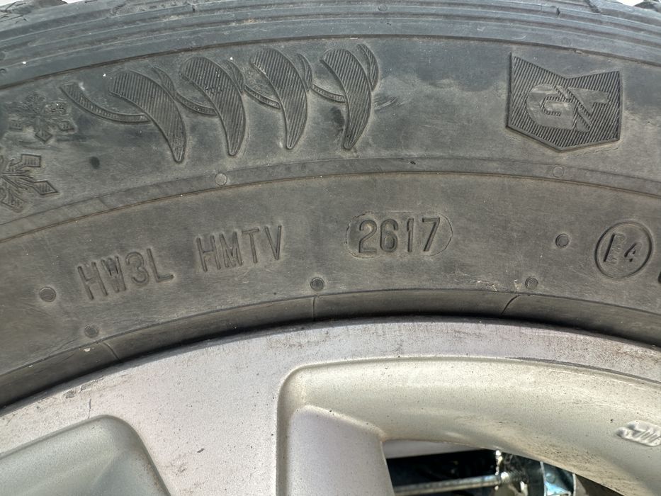 4бр джанти със зимни гуми 18
