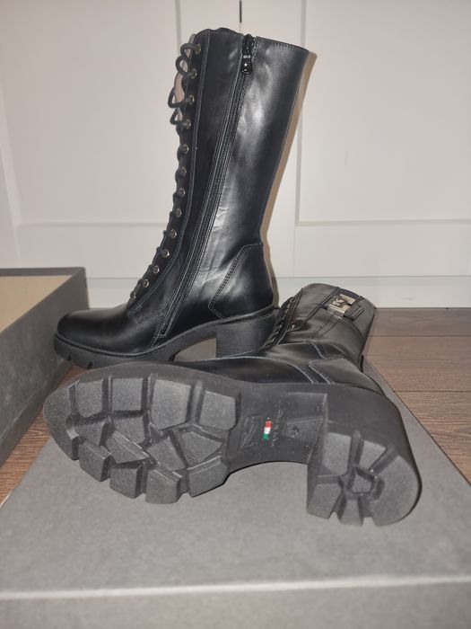 Дамски боти на ток / кубинки 37 номер