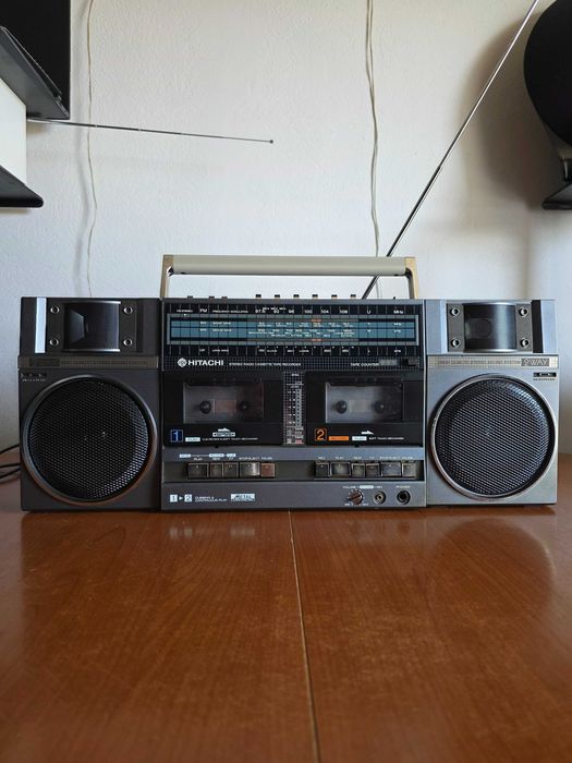 Boombox Hitachi TRK-W55E vintage, dublu deck – defect/piese