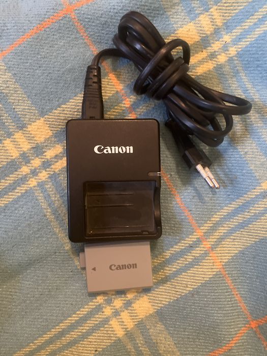 Canon 500d продам срочно