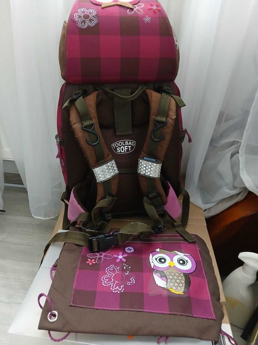 Ghiozan ergonomic scheider cu saculet de sport  in stare foarte buna .