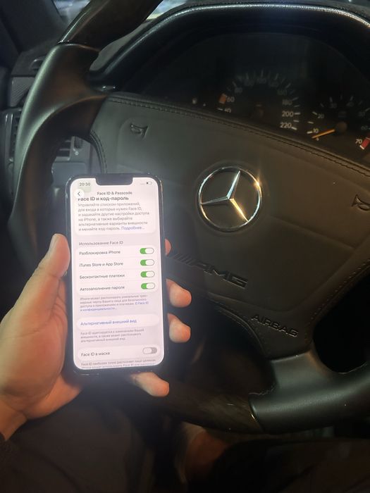 Продам iphone 13