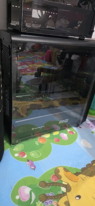 Carcasa pc pro gaming alba