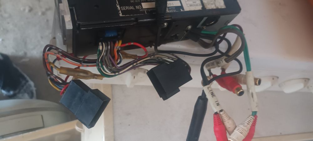 Radio/cd/mp3 auto JVC