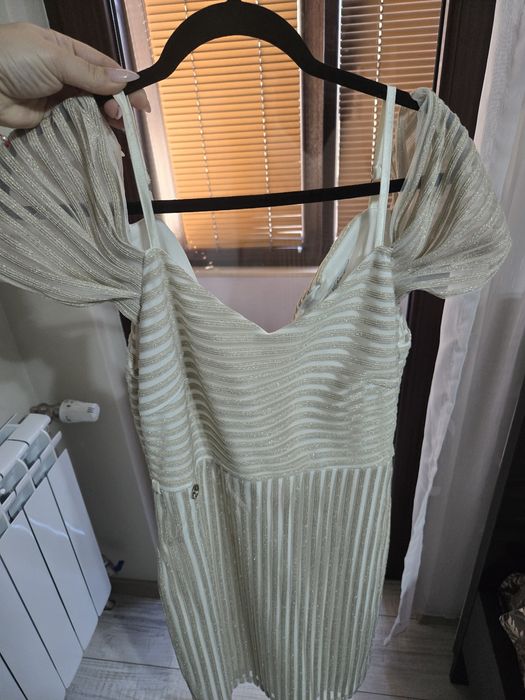 Елегантна рокля Lucy