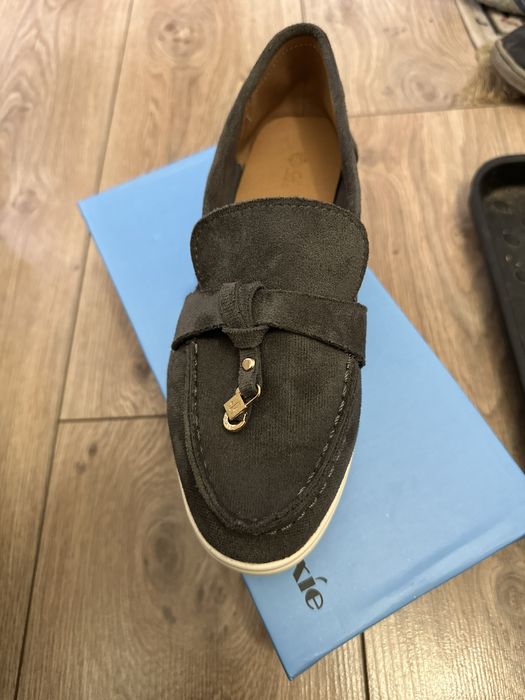 Лоферы женские