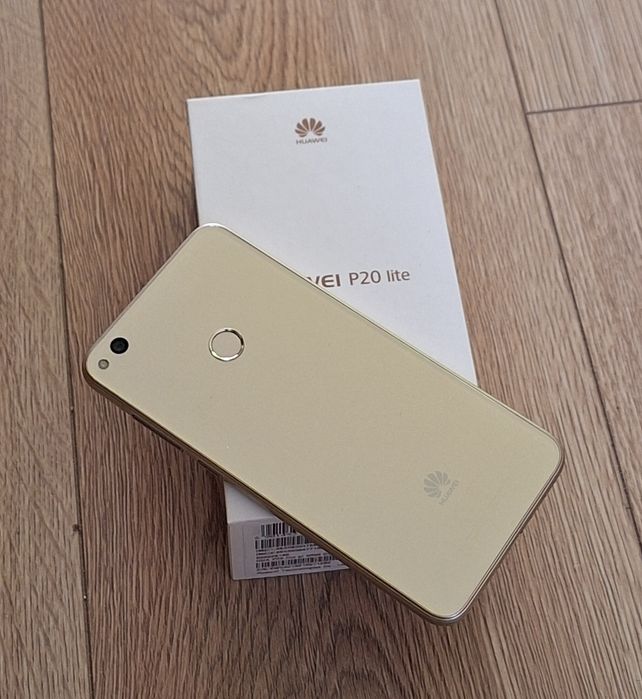 Продавам Huawei P 9  lite