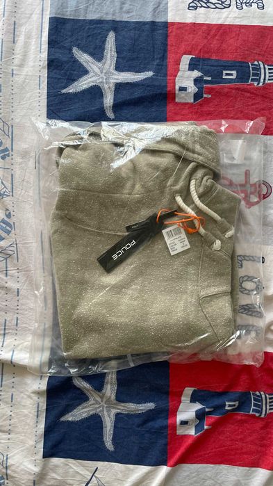 Чисто нов оригиналнен блузон с уникална яка Police 883 Dnm с етикети!