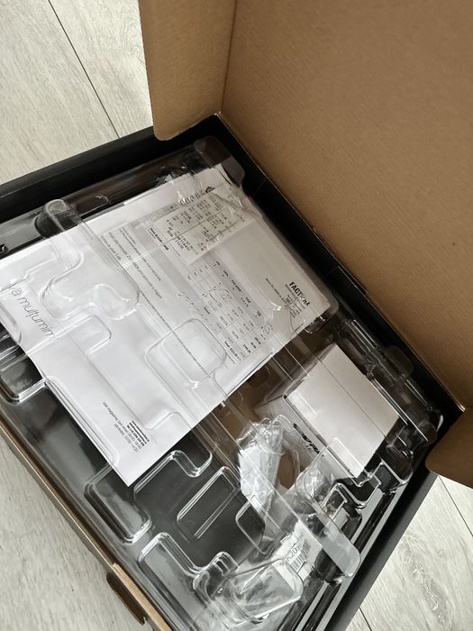 Microfon nou de vânzare - Doar desigilat