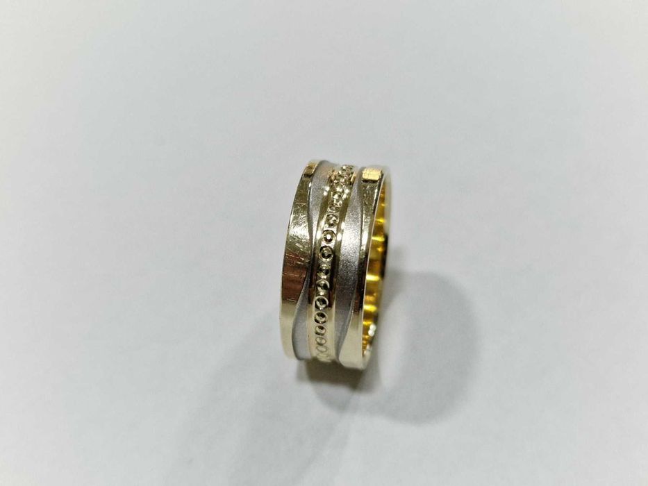 Златен пръстен 14К 585 / 4,55 гр.