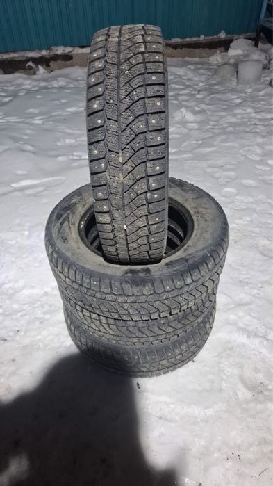 185/70R14 шины в отличном состоянии