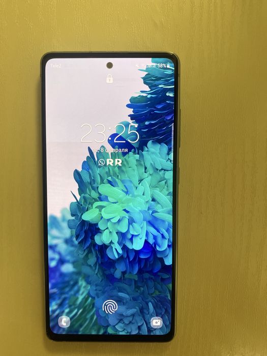 Продам Самсунг S20FE