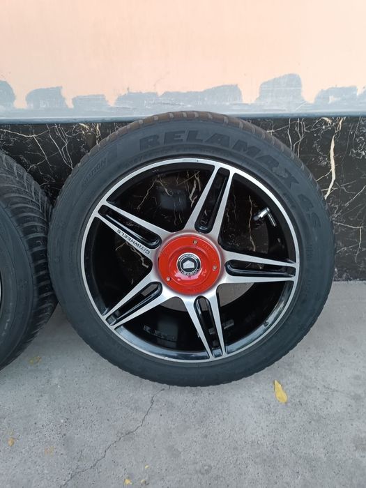 Vossen Diska Balon Sotiladi 215 55 R17 holati yaxshi