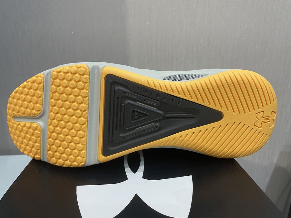 Кроссовки Under Armour Hovr Rise 4 original