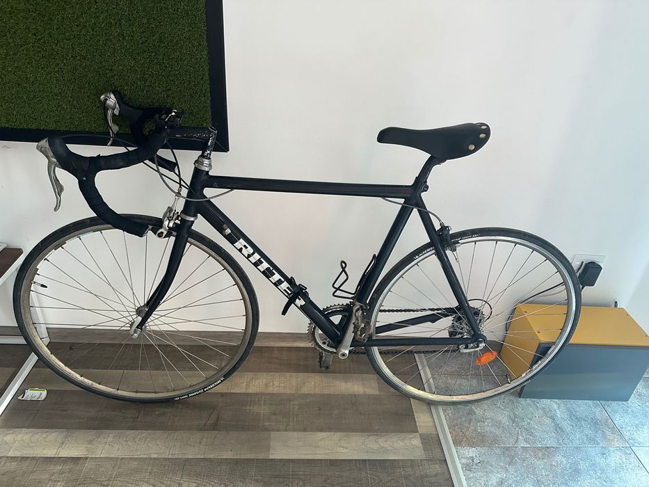 Bicicletă de șosea