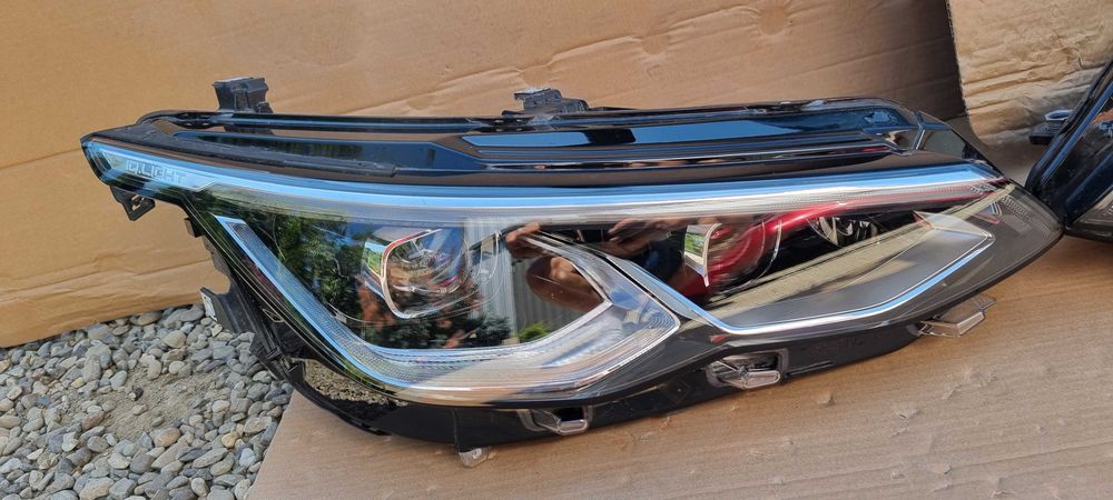 Far stanga / dreapta Full LED IQ Light Vw Golf 8 2020 2021