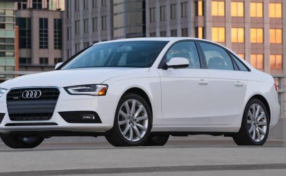 Jante 16  originale Audi  + cauciucuri Michelin de vara  225. 55 R16.