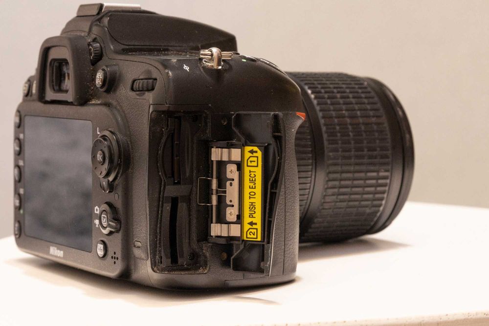 Камера Nikon D7100