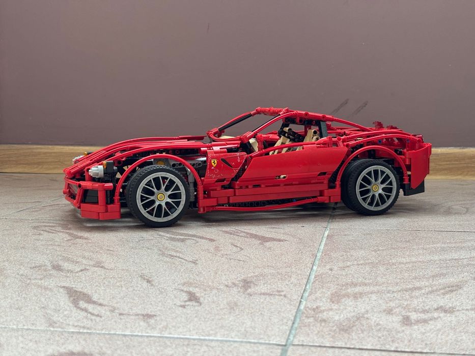 LEGO Ferrari 599 GTB Fiorano